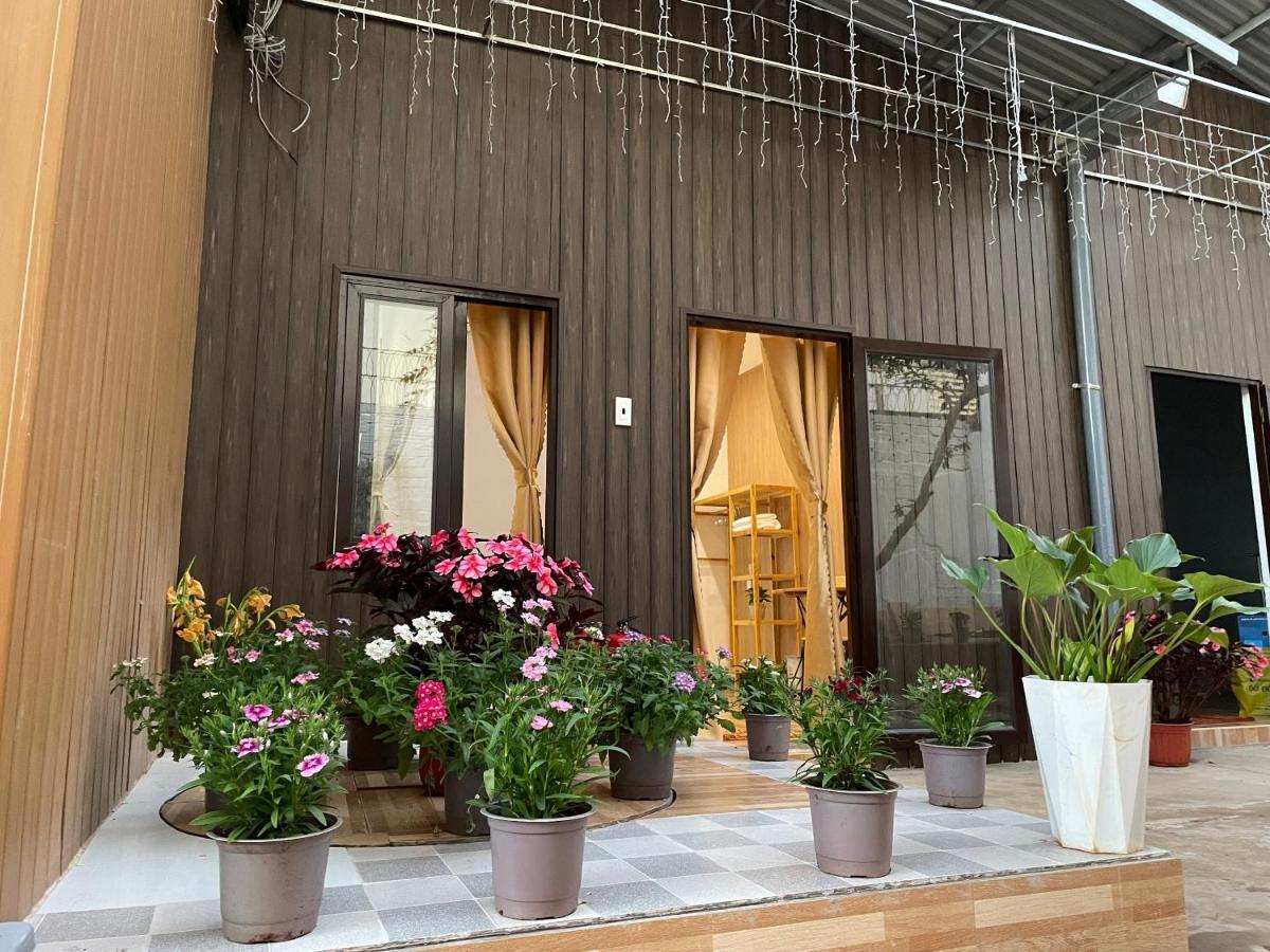 Pleiku Homestay Buitenkant foto