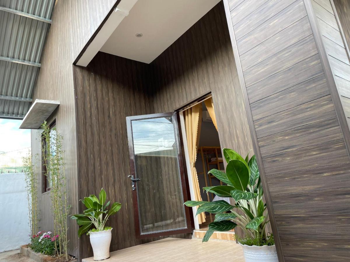 Pleiku Homestay Buitenkant foto