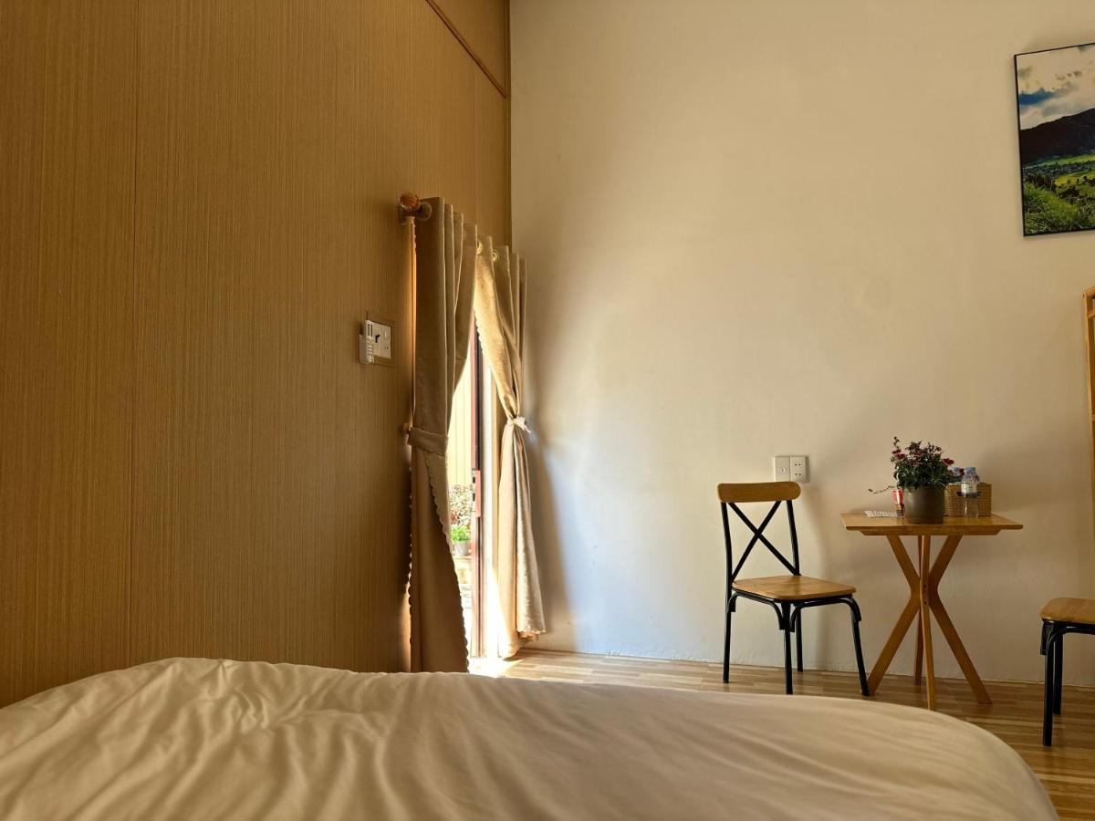 Pleiku Homestay Buitenkant foto